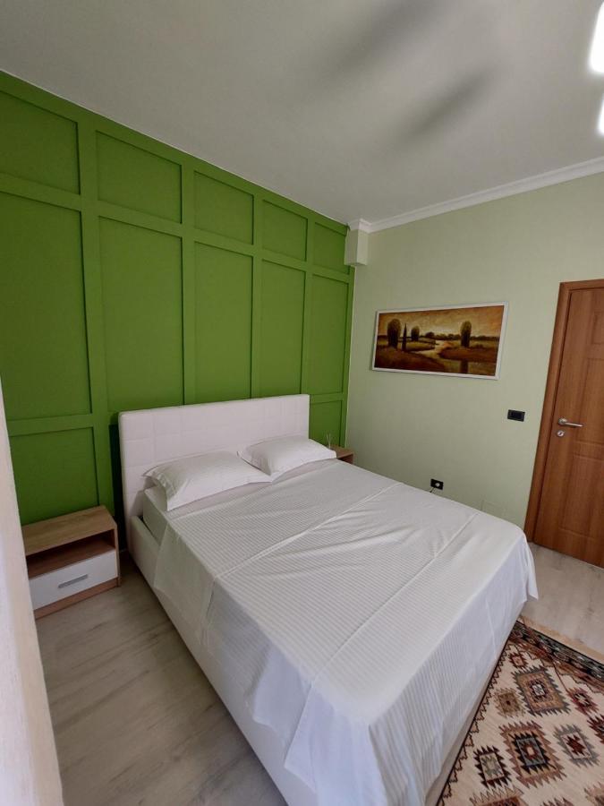 Tafa * Tirana